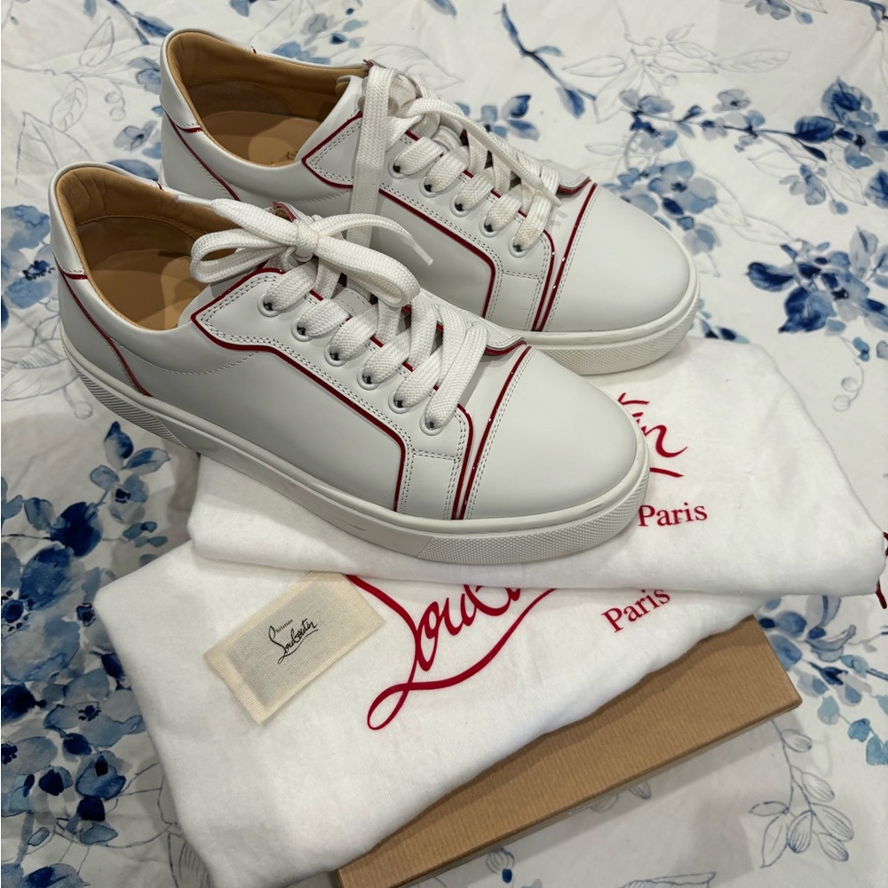 Christian Louboutin Vieirissima Flat white sneakers